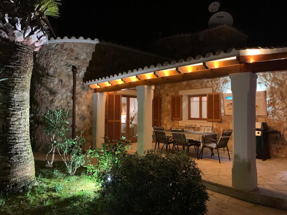 Villa Sanchez In Strandnahe Mit Pool, Jacuzzi, Klima, Wifi, Gas Bbq Santanyí Eksteriør billede