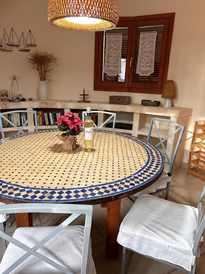 Villa Sanchez In Strandnahe Mit Pool, Jacuzzi, Klima, Wifi, Gas Bbq Santanyí Eksteriør billede