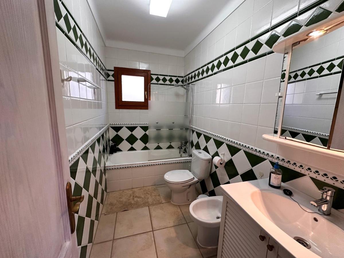 Villa Sanchez In Strandnahe Mit Pool, Jacuzzi, Klima, Wifi, Gas Bbq Santanyí Eksteriør billede