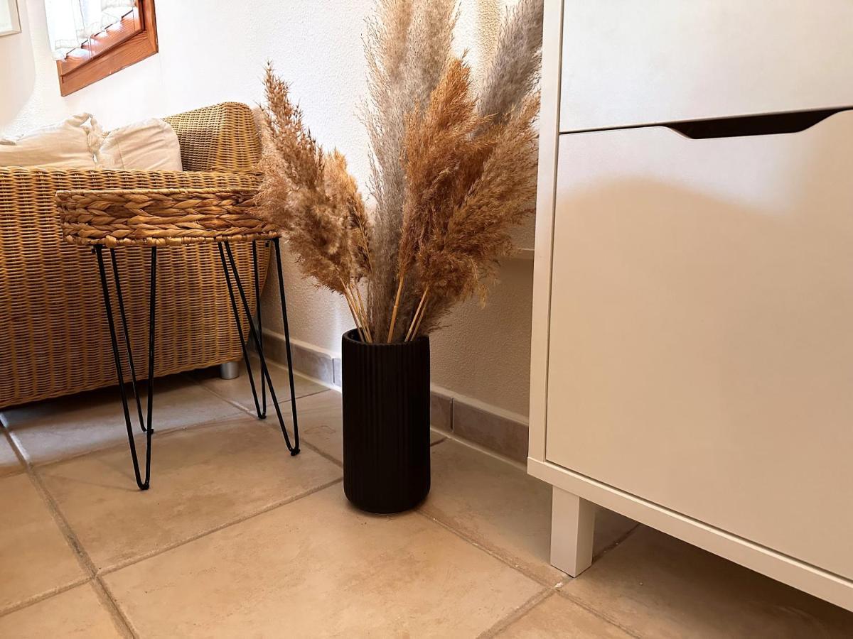 Villa Sanchez In Strandnahe Mit Pool, Jacuzzi, Klima, Wifi, Gas Bbq Santanyí Eksteriør billede
