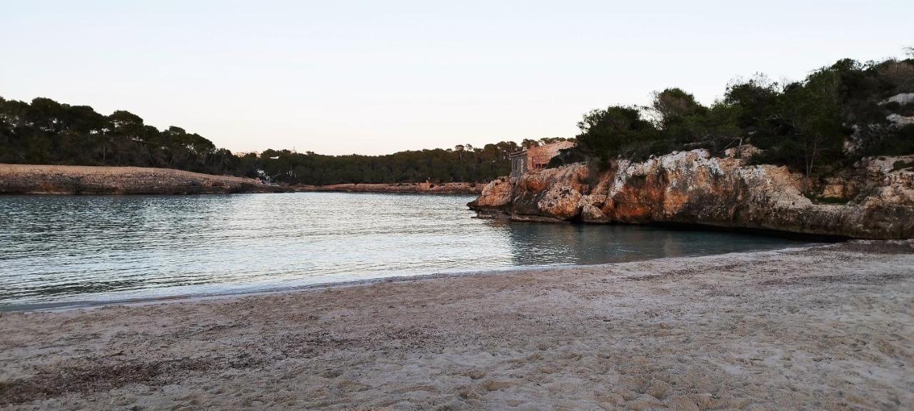 Villa Sanchez In Strandnahe Mit Pool, Jacuzzi, Klima, Wifi, Gas Bbq Santanyí Eksteriør billede
